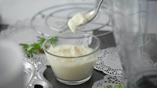 Yogurt face pack: Yogurt is good for the hair as well as the skin. It contains naturally produced enzymes and acids that exfoliates the skin and gets rid of tan.(Unsplash)