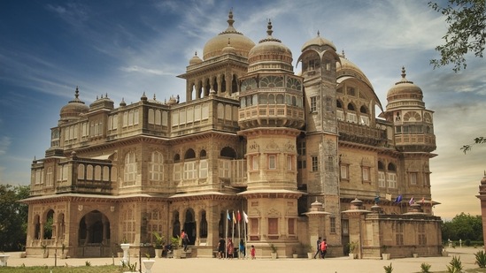 Gujarat: Travellers entering the state through roadways will have to present a Covid-19 negative report from an RT-PCR test taken up to 72 hours before entering.(Unsplash)