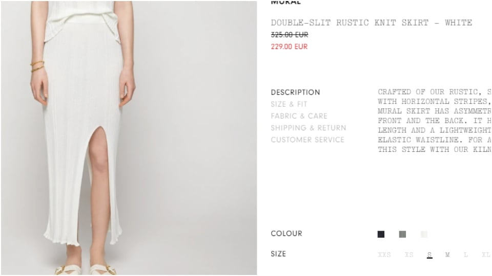 The double-slit knit skirt. (aeron.com) The double-slit knit skirt. (aeron.com)