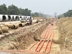 Redevelopment of Central vista project uunderway at Rajpath in New Delhi.(Arvind Yadav/HT Photo) Redevelopment of Central vista project uunderway at Rajpath in New Delhi.(Arvind Yadav/HT Photo)