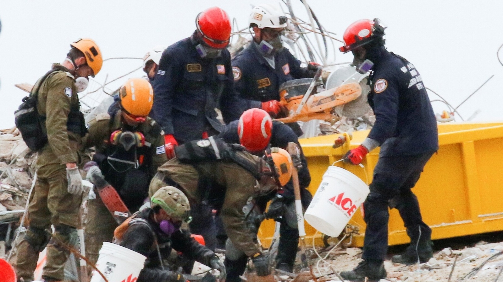 Death Toll In Florida Condo Building Collapse Rises To 12 World News Hindustan Times 1665