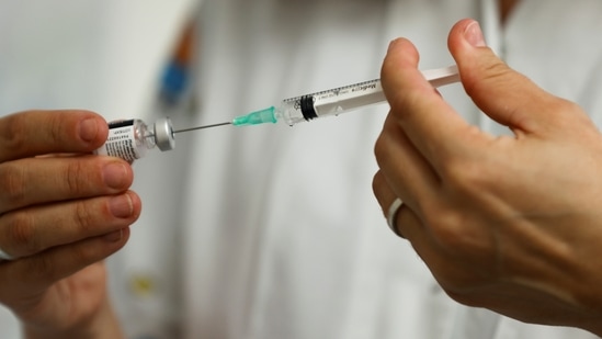 The United Kingdom's vaccination program has been applauded for its speed and agility so far.(Reuters)