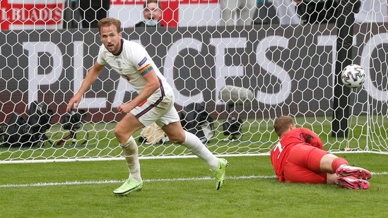 Soccer Football - Euro 2020 - Round of 16 - England v Germany - Wembley Stadium, London, Britain - June 29, 2021 England's Harry Kane celebrates scoring their second goal Pool via REUTERS/Matthew Childs (Pool via REUTERS)