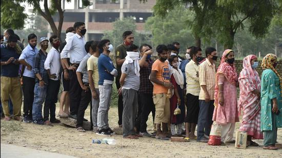 Katihar district officials said they special vaccination drive received overwhelming response from the residents on June 26. (HT Photo/Representative use) Katihar district officials said they special vaccination drive received overwhelming response from the residents on June 26. (HT Photo/Representative use)