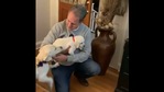The older puppy meeting the new puppy in the posted on Reddit. (Reddit/spawnerceorls97) The older puppy meeting the new puppy in the posted on Reddit. (Reddit/spawnerceorls97)