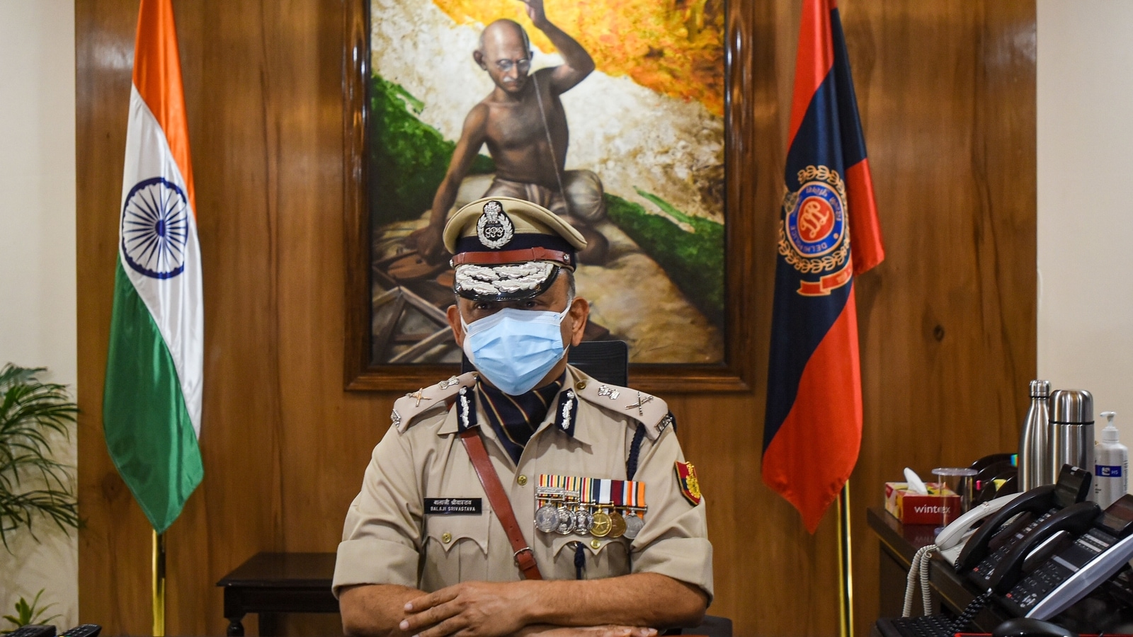 Balaji Srivastav takes over as Delhi's police commissioner | Latest News  Delhi - Hindustan Times