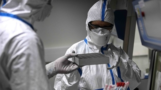 Earlier this month, chief minister Arvind Kejriwal had said that Delhi will set up two genome sequencing laboratories in Lok Nayak Hospital and ILBS within three months.(AFP) Earlier this month, chief minister Arvind Kejriwal had said that Delhi will set up two genome sequencing laboratories in Lok Nayak Hospital and ILBS within three months.(AFP)
