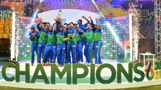 Multan Sultans celebrate PSL 2021 title win(PSL / Twitter)