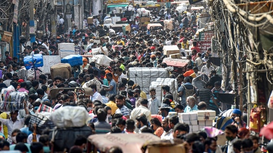 Prominent among markets which have got notices are Kamla Nagar, Sadar Bazar and Sarojini Nagar.(PTI file photo)