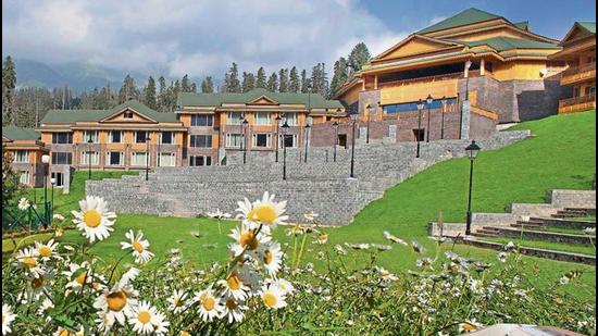 With travel restrictions gradually easing around and most of us being jabbed, the hoteliers are expecting the current trickle of visitors to increase exponentially in the coming weeks. (The Khyber Himalayan Resort & Spa, Gulmarg)