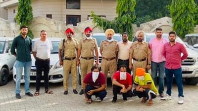 The three accused in police custody on Thursday. (HT PHOTO) The three accused in police custody on Thursday. (HT PHOTO)