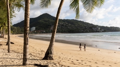 Inoculated tourists from low and medium-risk countries such as the U.S. and Spain will be allowed to holiday in Phuket without quarantining. (Luke Duggleby/Bloomberg) Inoculated tourists from low and medium-risk countries such as the U.S. and Spain will be allowed to holiday in Phuket without quarantining. (Luke Duggleby/Bloomberg)