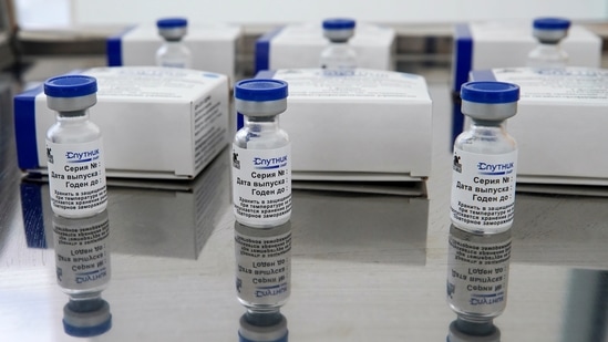 A view shows vials with the one-dose Sputnik Light vaccine against the coronavirus disease (Covid-19) in a vaccination center at a city market in Moscow, Russia, on June 30, 2021. (REUTERS / Tatyana Makeyeva)
