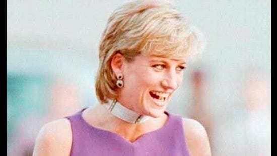 This is How Princess Diana Repeatedly Broke Royal Protocol