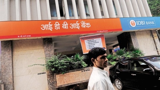 The IDBI Bank has revised its cheque leaf charges from July 1.(Pradeep Gaur/Mint File Photo)