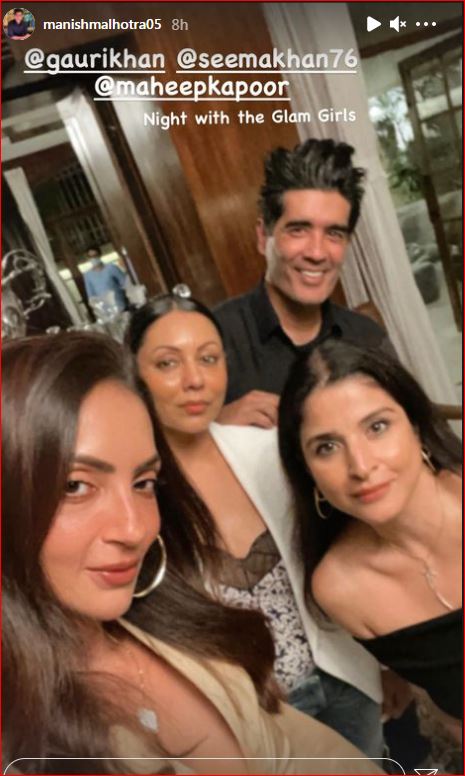 Seema Khan, Maheep Kapoor and Gauri Khan pose with Manish Malhotra.