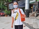 Gauahar Khan reminded the paparazzi of the raging Covid-19 pandemic, on being asked to take off her mask and pose.(Varinder Chawla) Gauahar Khan reminded the paparazzi of the raging Covid-19 pandemic, on being asked to take off her mask and pose.(Varinder Chawla)