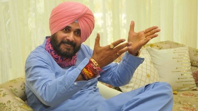Congress leader Navjot Singh Sidhu stated that Punjab is paying more to buy power at an average cost of Rs. 4.54 per unit. (Photo by Keshav Singh/Hindustan Times) Congress leader Navjot Singh Sidhu stated that Punjab is paying more to buy power at an average cost of Rs. 4.54 per unit. (Photo by Keshav Singh/Hindustan Times)