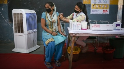As of Thursday night, these six states also accounted for 29% of the 516,378 active cases in the country. (Sanchit Khanna / HT Photo) As of Thursday night, these six states also accounted for 29% of the 516,378 active cases in the country. (Sanchit Khanna / HT Photo)