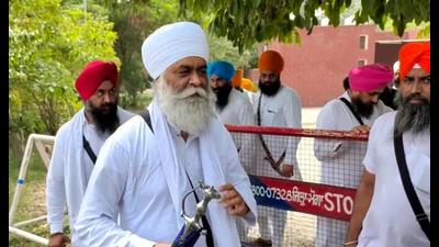 Sikh preacher Panthpreet Singh outside the SIT camp office at Faridkot on Friday. HT photo Sikh preacher Panthpreet Singh outside the SIT camp office at Faridkot on Friday. HT photo