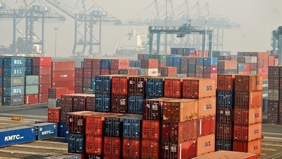 The ministry said that merchandise exports were worth $82 billion during April-June 2018-19 and $90 billion during the last quarter of 2020-21. (Ashesh Shah/Mint)