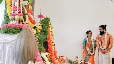 KGF star Yash with his wife Radhika Pandit during their house warming ceremony. KGF star Yash with his wife Radhika Pandit during their house warming ceremony.