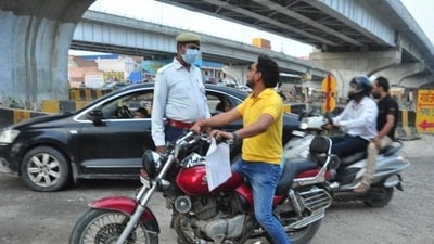 The driving course for a light motor vehicle in an accredited driver training centre will run for 29 hours in the span of a maximum of four weeks. (Sakib Ali/HT file photo for representation) The driving course for a light motor vehicle in an accredited driver training centre will run for 29 hours in the span of a maximum of four weeks. (Sakib Ali/HT file photo for representation)