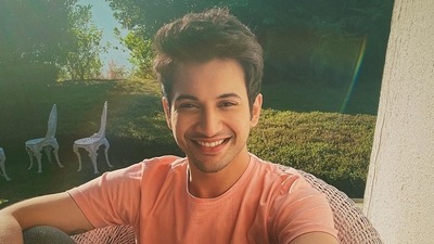 Rohit Saraf will be seen next in the Netflix anthology Feels Like Ishq. Rohit Saraf will be seen next in the Netflix anthology Feels Like Ishq.