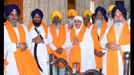 Akal Takht being used as ‘football’ by competing Sikh segments ...