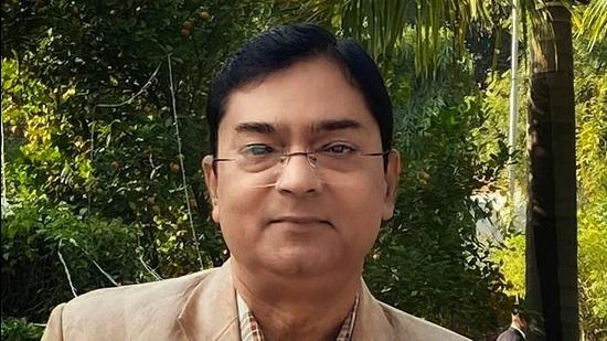 Prof Suryakant, head of the department of respiratory medicine at Lucknow’s KGMU, says the greatest challenge in telephonic guidance is to ensure the patient has understood everything correctly. (SOURCED)