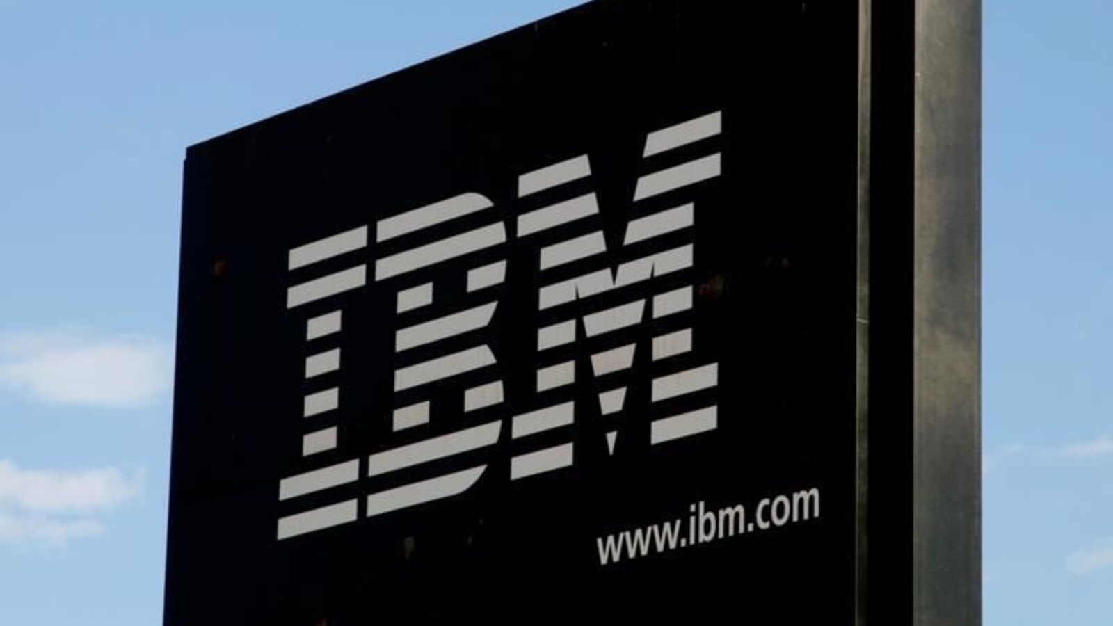Jim Whitehurst dimite como presidente de IBM;  Las acciones cayeron más en 5 meses