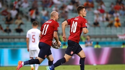 Soccer Football - Euro 2020 - Quarter Final - Czech Republic v Denmark - Baku Olympic Stadium, Baku, Azerbaijan - July 3, 2021 Czech Republic's Patrik Schick celebrates scoring their first goal pool via REUTERS/Valentyn Ogirenko (pool via REUTERS)
