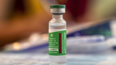 The study only evaluated the immune response of the Covishield vaccine among various groups of partially and fully vaccinated people. (Bloomberg)