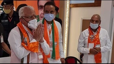 Haryana CM Manohar Lal Khattar was in Karnal to attend multiple programmes including the first meeting of the BJP district executive committee. (HT Photo) Haryana CM Manohar Lal Khattar was in Karnal to attend multiple programmes including the first meeting of the BJP district executive committee. (HT Photo)