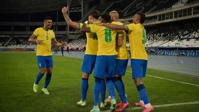 Brazil players celebrate a goal against Chile. (Getty Images) Brazil players celebrate a goal against Chile. (Getty Images)