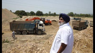 Sukhbir alleges illegal mining in Mukerian