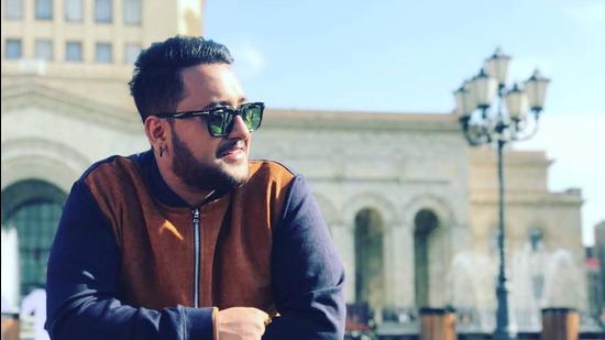 Singer Yash Narvekar recently launched his single Yaad Na Aana.
