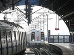Prime Minister Narendra Modi on February 17, 2019, laid the foundation stone for the Patna Metro Rail Project. DMRC is working to expand Metro in Patna. Prime Minister Narendra Modi on February 17, 2019, laid the foundation stone for the Patna Metro Rail Project. DMRC is working to expand Metro in Patna.