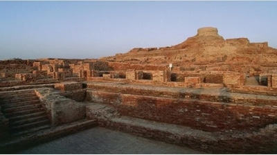 The findings of the excavation from Keezhadi and surrounding areas are significant since they provide proof of the Sangam period of Tamil literature which is considered the golden era of Tamil civilization. (HT File Photo) The findings of the excavation from Keezhadi and surrounding areas are significant since they provide proof of the Sangam period of Tamil literature which is considered the golden era of Tamil civilization. (HT File Photo)