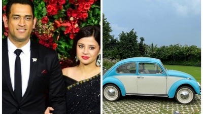 File Photo of MS and Sakshi Dhoni (left) and the Instagram image of Sakshi Dhoni's anniversary gift, a vintage car (right). (HT Collage) File Photo of MS and Sakshi Dhoni (left) and the Instagram image of Sakshi Dhoni's anniversary gift, a vintage car (right). (HT Collage)