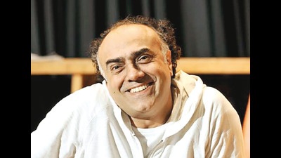 Rajit Kapur is a senior actor and director, whose face is instantly recognised and respected in Bollywood. He is known for his portrayal of Mahatma Gandhi in the 1996 filmThe Making of the Mahatma Rajit Kapur is a senior actor and director, whose face is instantly recognised and respected in Bollywood. He is known for his portrayal of Mahatma Gandhi in the 1996 filmThe Making of the Mahatma