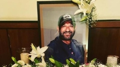 Mouni Roy shared a picture from Raj Kaushal's prayer meet.