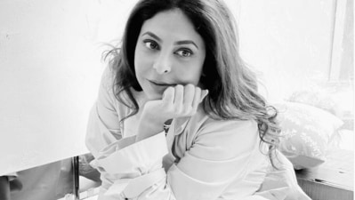 Shefali Shah will play mother to Alia Bhatt in Darlings. Shefali Shah will play mother to Alia Bhatt in Darlings.