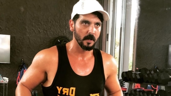 Zayed Khan sported a muscular look in his new picture.
