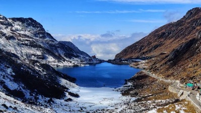 Tsomgo Lake: Situated at an altitude of 12,400ft, this lake is only 38km from Sikkim’s capital and is one of the highest lakes in India.  (Instagram/@wander_mac_)