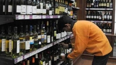 The new liquor policy was approved by the Delhi government in May this year. (HT File Photo) The new liquor policy was approved by the Delhi government in May this year. (HT File Photo)