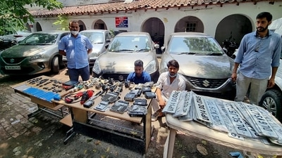 Delhi Police Special Cell Unit busted auto lifters and recovers stolen vehicles and illegal weapons, in New Delhi on Sunday. (ANI Photo) Delhi Police Special Cell Unit busted auto lifters and recovers stolen vehicles and illegal weapons, in New Delhi on Sunday. (ANI Photo)