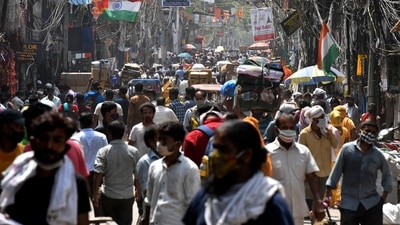 Crowd at Sadar Bazaar, in New Delhi, India, on Monday, July 5, 2021. (Photo by Sanjeev Verma/ Hindustan Times) Crowd at Sadar Bazaar, in New Delhi, India, on Monday, July 5, 2021. (Photo by Sanjeev Verma/ Hindustan Times)