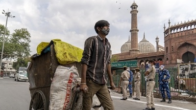 India’s real gross domestic product (GDP) growth is likely to average around 6% over the long term, said William Foster, vice president, sovereign risk group at Moody’s Investors Service. (Bloomberg) India’s real gross domestic product (GDP) growth is likely to average around 6% over the long term, said William Foster, vice president, sovereign risk group at Moody’s Investors Service. (Bloomberg)