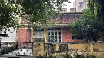 Like many genteel Delhi neighbourhoods, Green Park is adapting to the new age. (HT Photo) Like many genteel Delhi neighbourhoods, Green Park is adapting to the new age. (HT Photo)